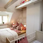 Gaestehaus Alter Graben 8 Aparthotel 4*