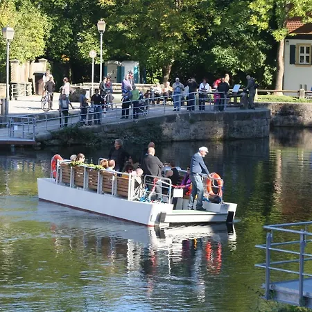 Gaestehaus Alter Graben 8 *