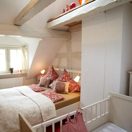 Gaestehaus Alter Graben 8 Hotel apartamentowy 4*
